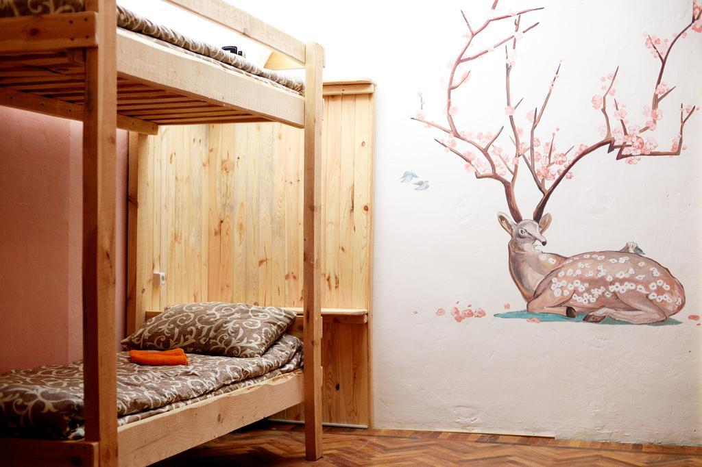Baron Munchausen Guest House Kamieniec Podolski Zewnętrze zdjęcie