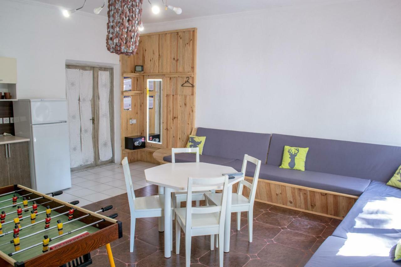 Baron Munchausen Guest House Kamieniec Podolski Zewnętrze zdjęcie